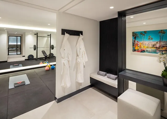 וילה With Private Heated Pool Steam Jacuzzi & Gym *