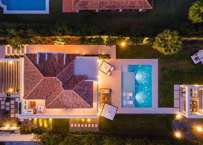 With Private Heated Pool Steam Jacuzzi & Gym * Marbella
