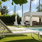 ヴィラ With Private Heated Pool Steam Jacuzzi & Gym マルベーリャ