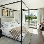 With Private Heated Pool Steam Jacuzzi & Gym * Marbella